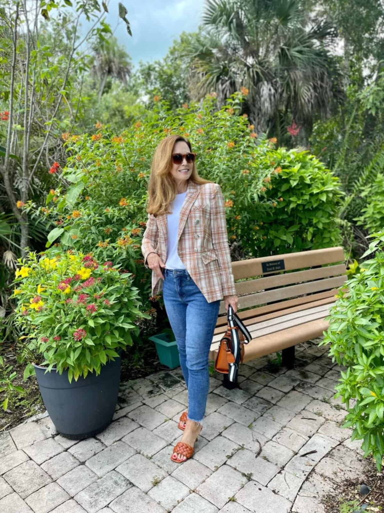 20 Sizzling Fall Blaze Outfits to Heat Up Your Autumn Wardrobe